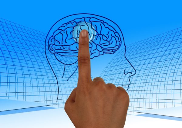 Finger on brain, helping to remember better